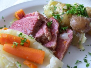 corned beef and cabbage, irish in nyc, the three tomatoes