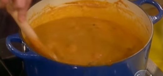 Video: Pumpkin and Black Bean Soup,the three tomatoes
