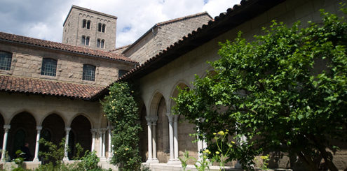 5 things to do in NYC, the cloisters, the three tomatoes