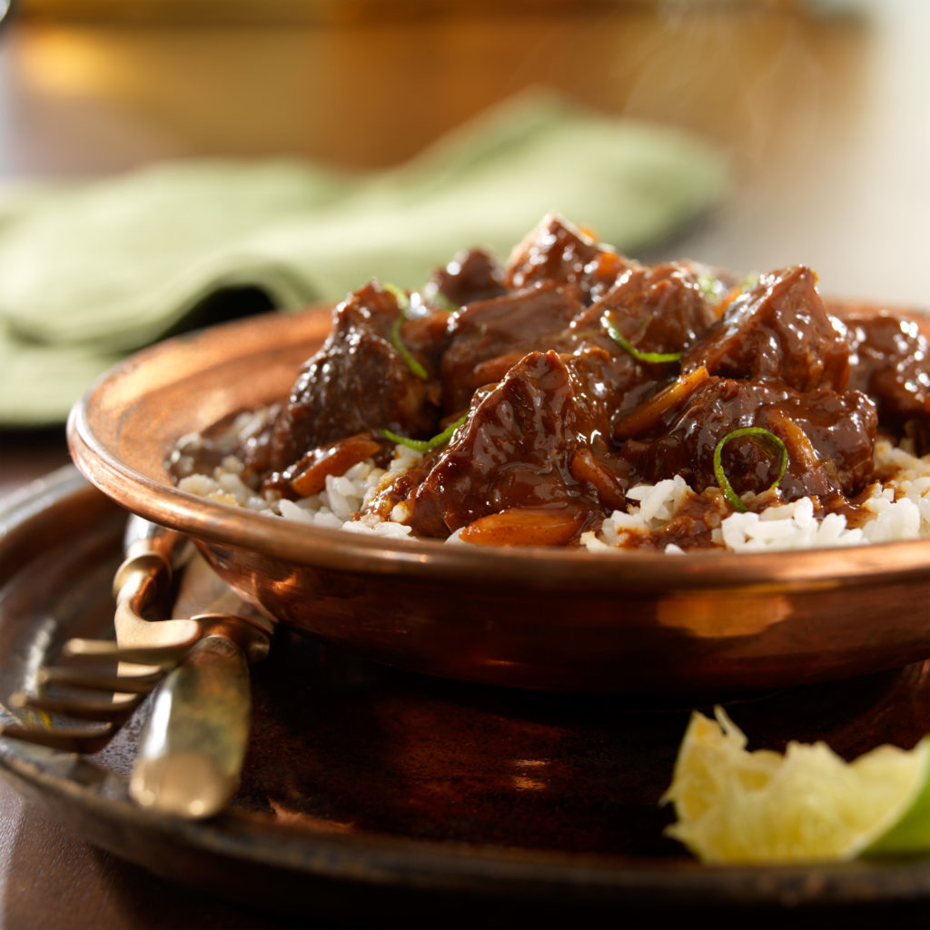 Cider-and-beer-braised_pork_with_chocolate_mole_hr