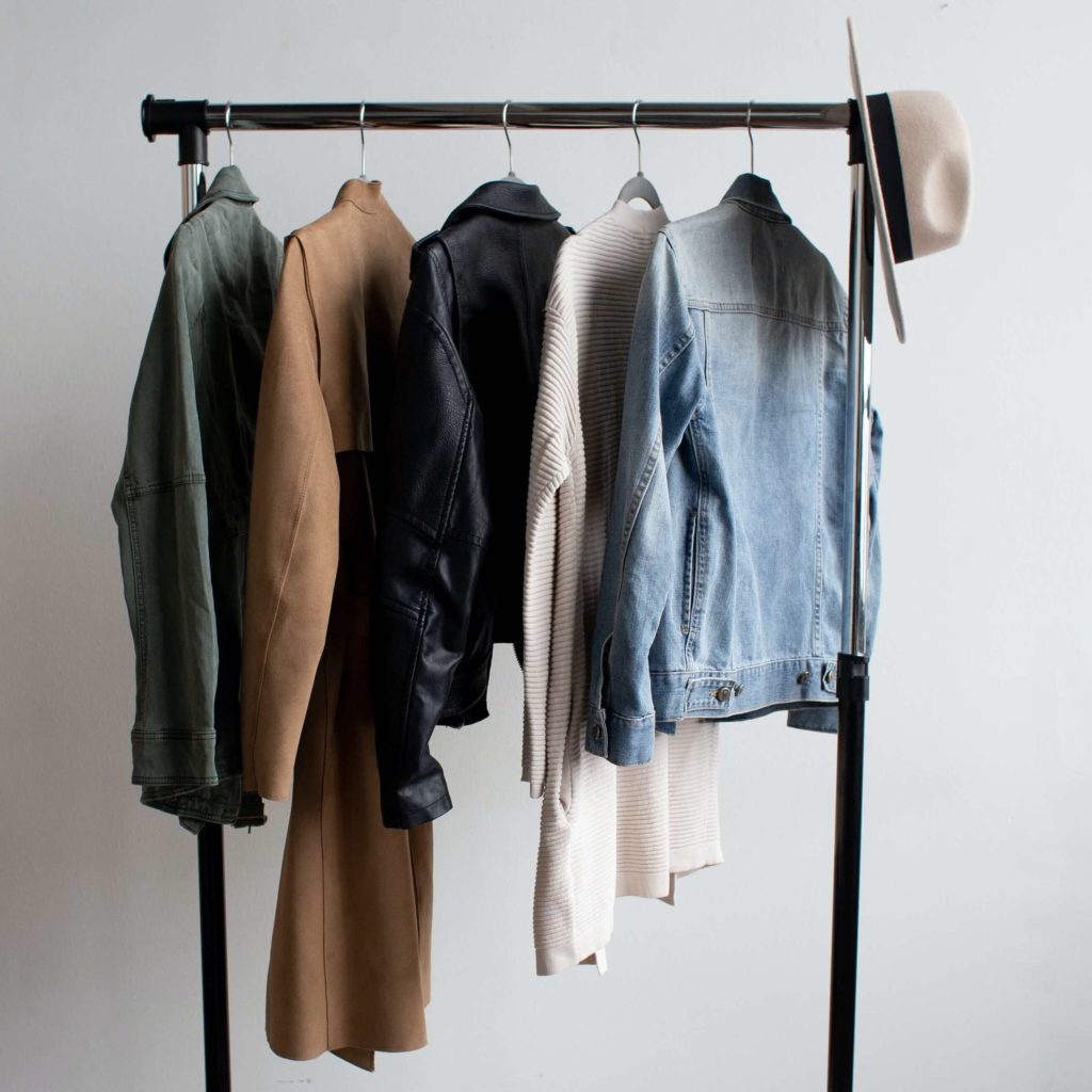 3 Reasons Why You Can’t Let Go of Things In Your Closet