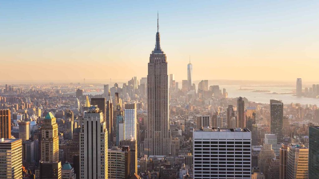 NYC LIFE: 3T LIVE Events, Empire State Building, Entertainment, Garden Art & Garden Hikes